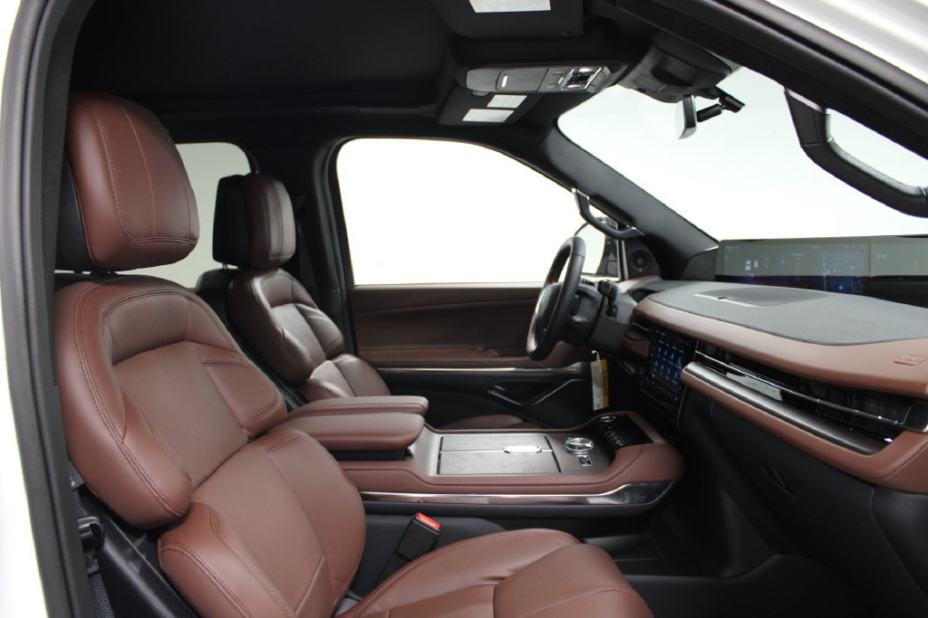 New 2027 Lincoln Navigator Reserve AWD/4WD image 29