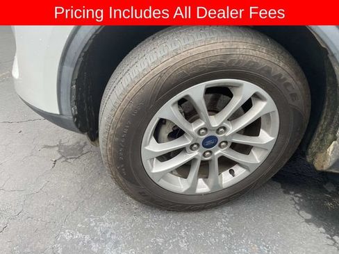 Used 2021 Ford Escape SE AWD/4WD image 2