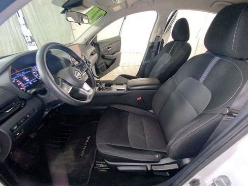 Used 2024 Nissan Sentra SV FWD image 24