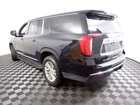 Used 2021 GMC Yukon XL SLT AWD/4WD image 14