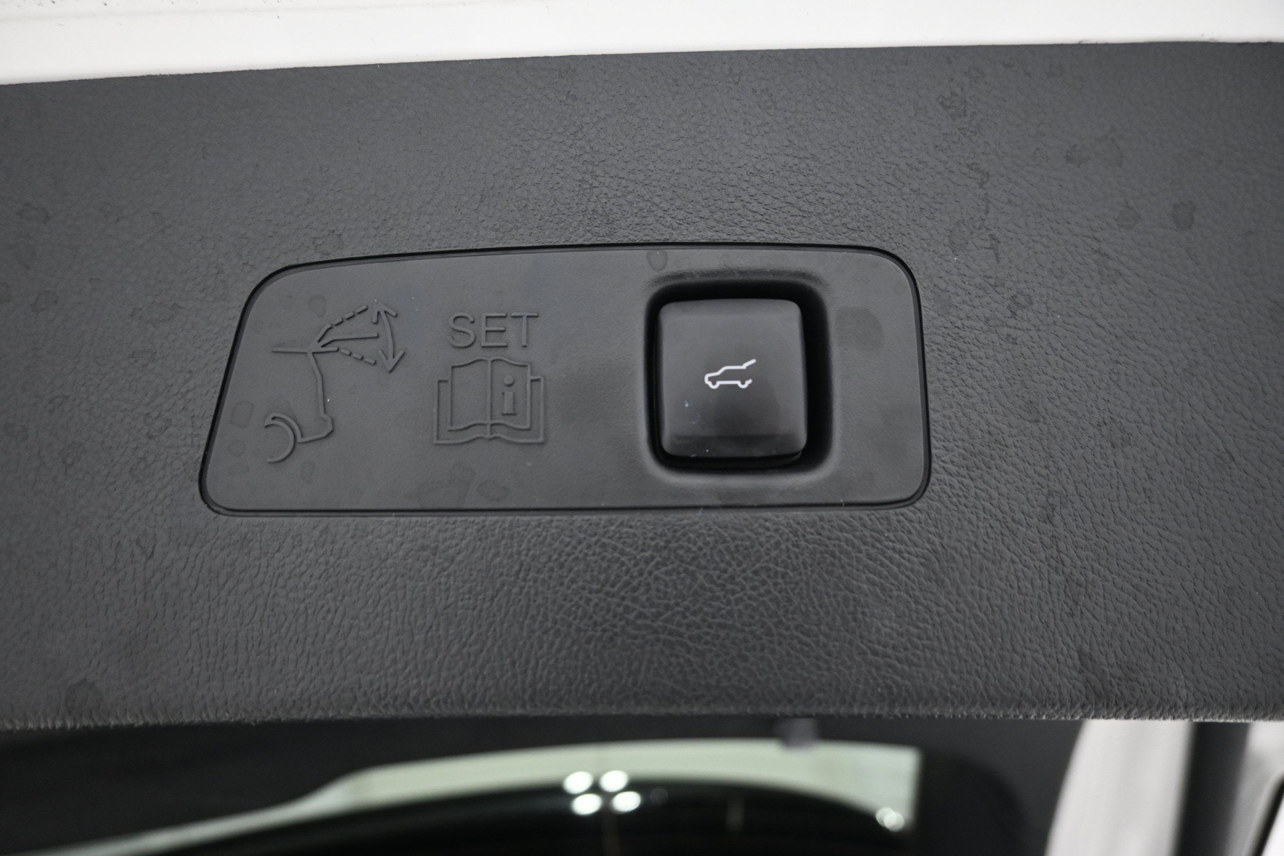 Used 2022 Lincoln Corsair Reserve w/ Equipment Group 201A AWD/4WD image 40