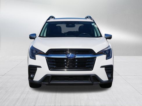 Used 2023 Subaru Ascent Limited w/ Technology Package AWD/4WD image 2