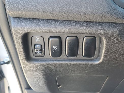 Used 2017 Mitsubishi Outlander Sport ES image 23