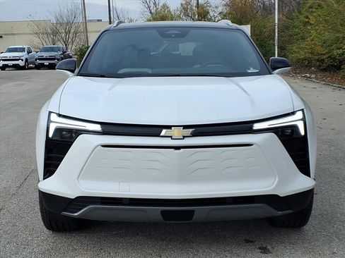 New 2026 Chevrolet Blazer EV LT FWD image 22