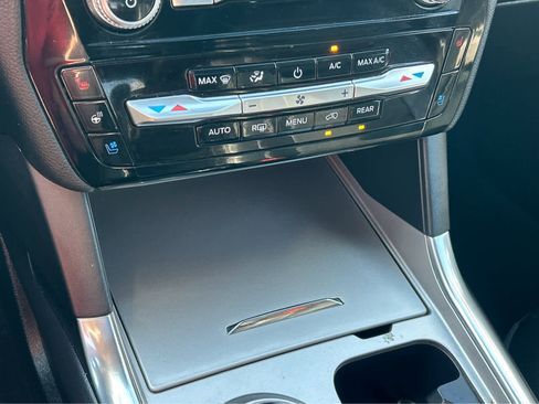 Used 2023 Ford Explorer Limited w/ Equipment Group 301A image 46