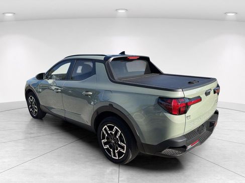 Used 2025 Hyundai Santa Cruz Limited AWD/4WD image 6
