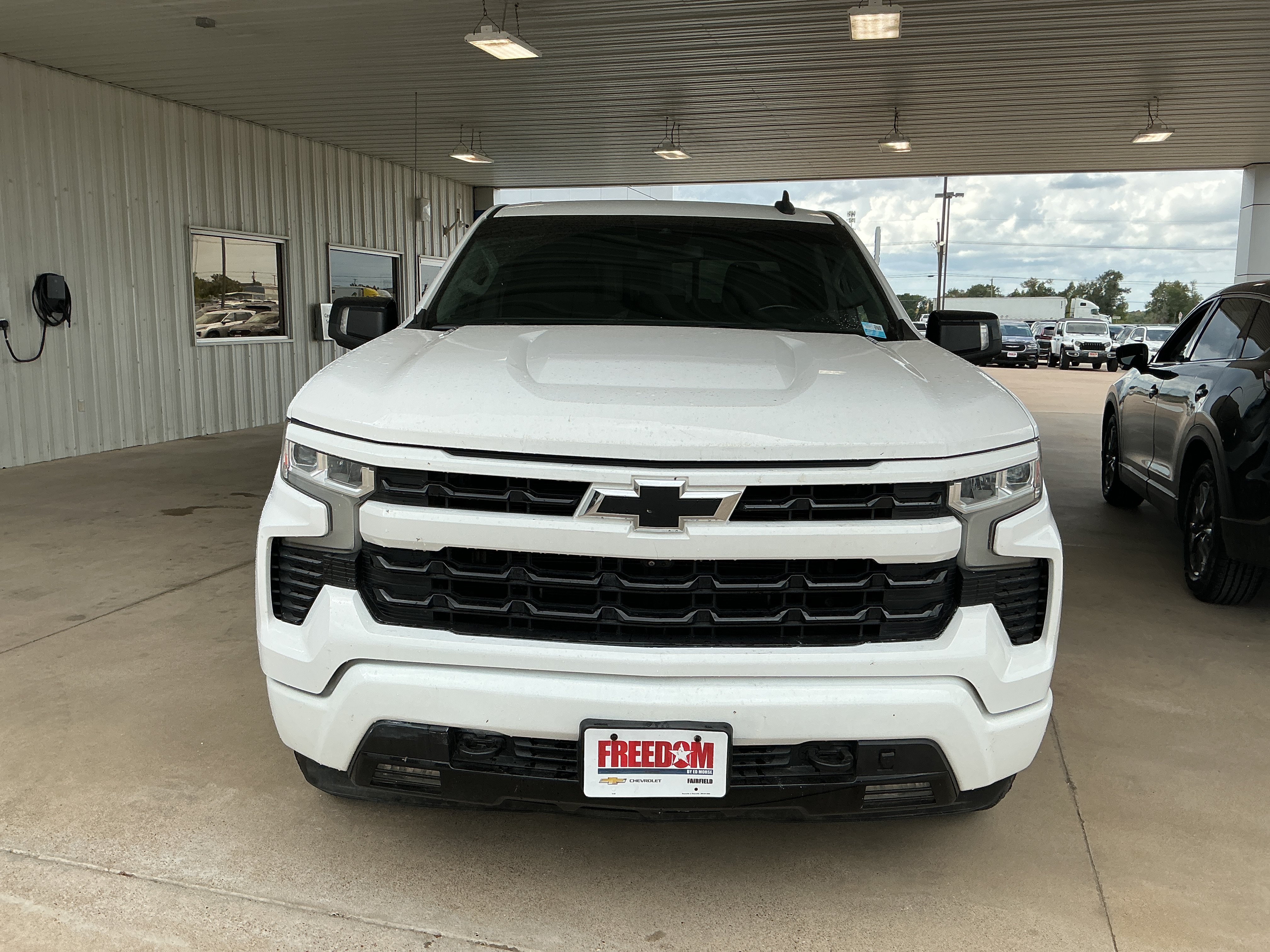 Used 2022 Chevrolet Silverado 1500 RST w/ Texas Edition Plus AWD/4WD image 3