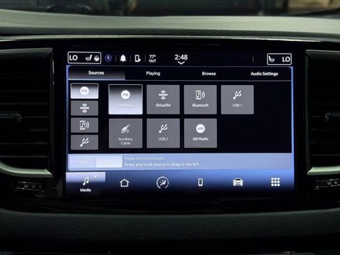 Used 2023 Chrysler Pacifica Touring-L FWD image 39