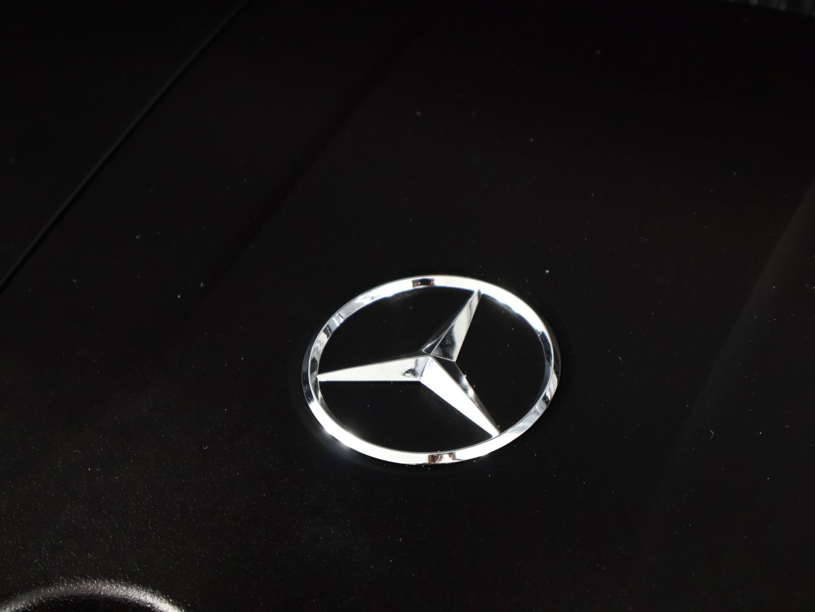 Used 2025 Mercedes-Benz GLE 450e 4MATIC image 25
