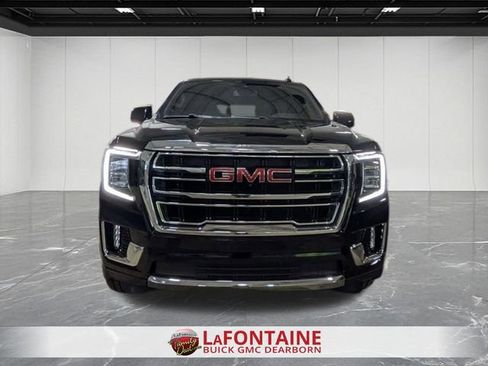 Used 2023 GMC Yukon SLT w/ SLT Premium Package AWD/4WD image 8