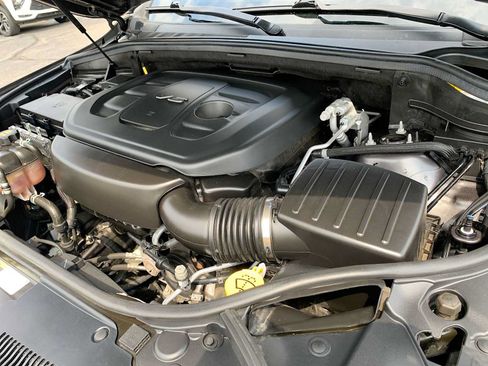 Used 2019 Jeep Grand Cherokee Altitude AWD/4WD image 30