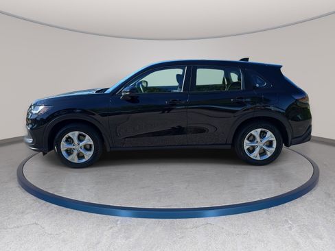 Used 2023 Honda HR-V LX image 8