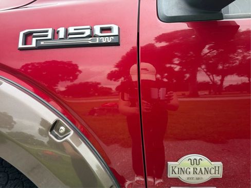 Used 2015 Ford F150 King Ranch w/ Equipment Group 601A Luxury AWD/4WD image 26