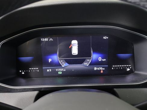 Used 2025 Volkswagen Jetta Sport image 32