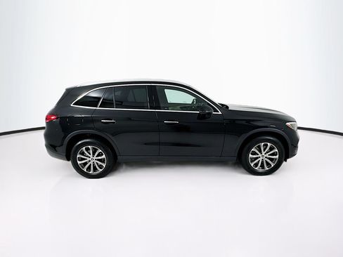 Certified 2026 Mercedes-Benz GLC 300 4MATIC image 9
