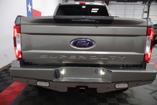 Used 2019 Ford F250 Lariat w/ Lariat Ultimate Package AWD/4WD image 30