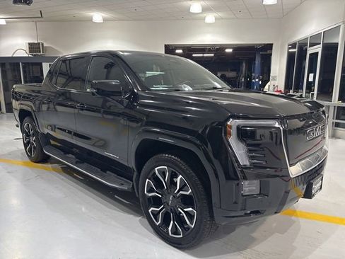 Certified 2025 GMC Sierra EV Denali image 3