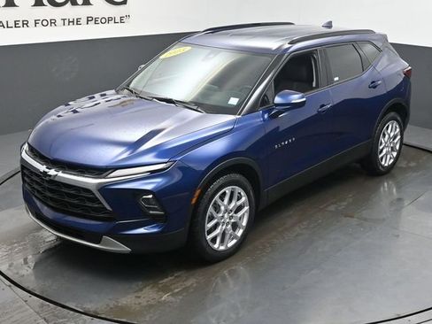 Used 2023 Chevrolet Blazer LT FWD image 45