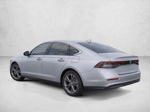 Used 2023 Honda Accord EX image 5