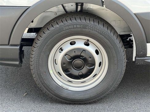 New 2025 Ford Transit 250 148 Medium Roof w/ Load Area Protection Package image 7