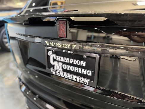 Used 2026 Rolls-Royce Cullinan image 11