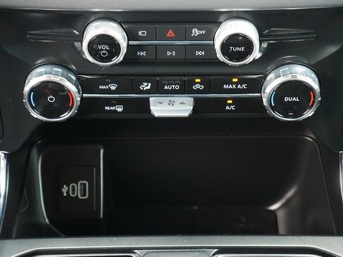 Used 2025 Ford F150 XLT w/ Equipment Group 301A Standard AWD/4WD image 23