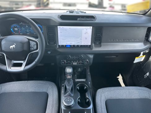 New 2026 Ford Bronco Big Bend AWD/4WD image 18