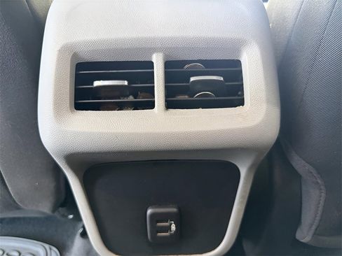 Used 2019 GMC Terrain SLE image 20