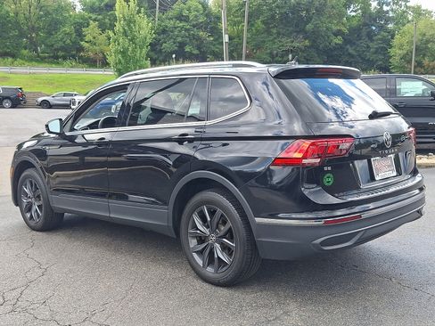 Used 2022 Volkswagen Tiguan SE FWD image 4