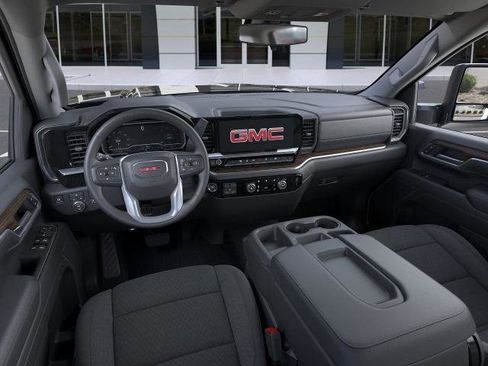 New 2026 GMC Sierra 2500 SLE image 39