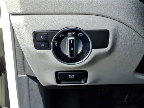 Used 2016 Mercedes-Benz GLA 250 image 16