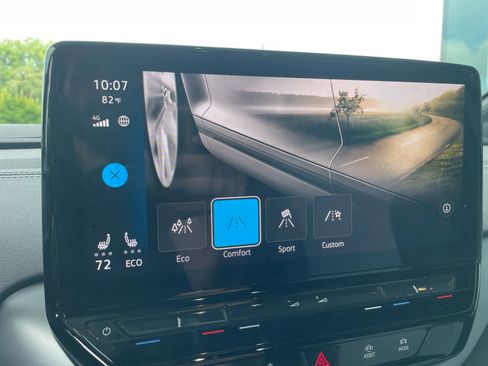 Used 2023 Volkswagen ID.4 2WD image 18