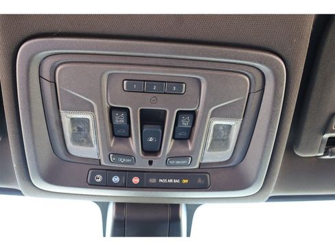 Used 2020 Chevrolet Silverado 2500 LTZ w/ LTZ Premium Package image 41