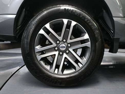 Used 2021 Ford F150 XL w/ STX Appearance Package RWD image 16