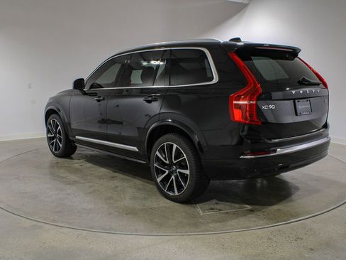 Used 2023 Volvo XC90 B5 Plus w/ Protection Package Premier image 3
