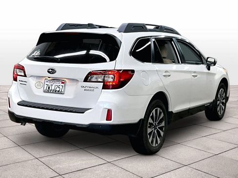 Used 2017 Subaru Outback 2.5i Limited AWD/4WD image 15