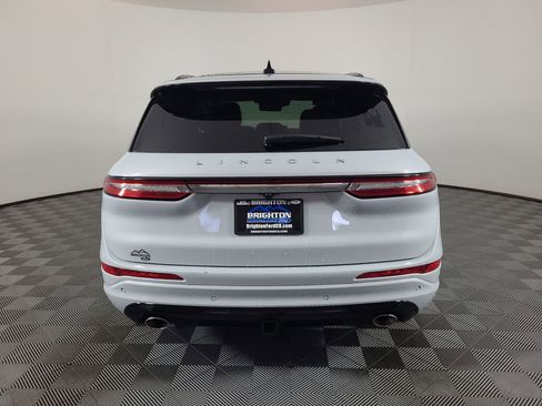 Used 2025 Lincoln Corsair Grand Touring w/ Equipment Group 302A AWD/4WD image 4