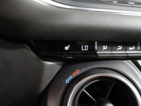 Used 2024 Chevrolet Blazer LT w/ Convenience Package FWD image 46