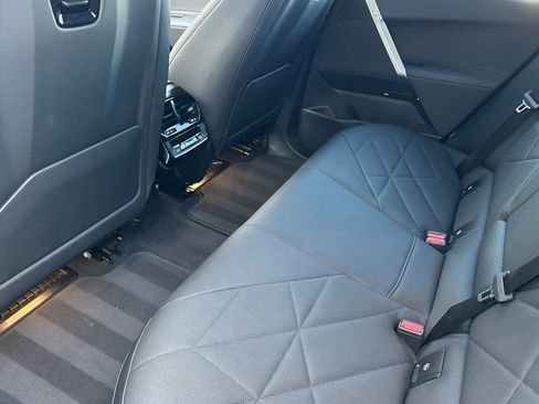 Used 2023 BMW iX xDrive50 image 11