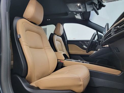 Used 2022 Lincoln Corsair Reserve w/ Equipment Group 201A image 21