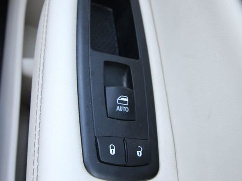 Used 2015 Chrysler 200 C w/ Navigation & Sound Group I FWD image 25