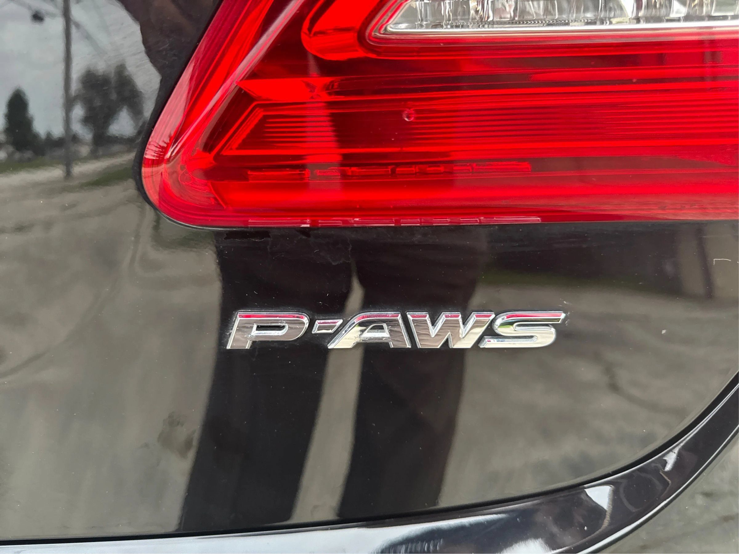 Used 2014 Acura RLX w/ Technology Package FWD image 31
