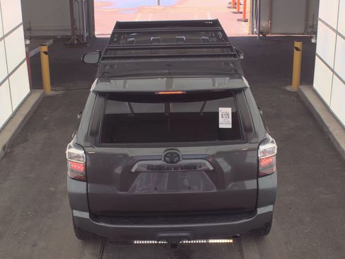 Used 2018 Toyota 4Runner SR5 Premium AWD/4WD image 5
