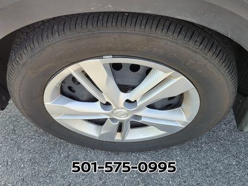 Used 2025 Nissan Kicks Play S FWD image 8