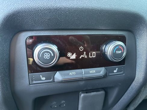 New 2026 GMC Acadia Denali Ultimate w/ LPO, Floor Liner Package AWD/4WD image 52