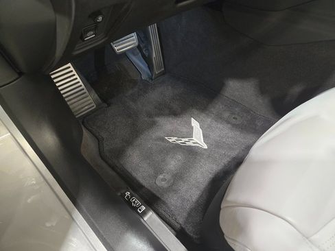 Used 2020 Chevrolet Corvette Stingray Premium Conv w/ 3LT Preferred Equipment Group image 21