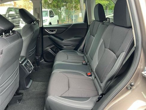 Used 2023 Subaru Forester Premium AWD/4WD image 8