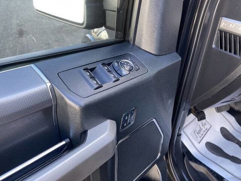 Used 2015 Ford F150 Lariat w/ Equipment Group 501A Mid image 8