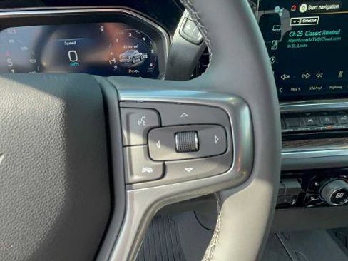 Used 2026 Chevrolet Silverado 1500 LT AWD/4WD image 15