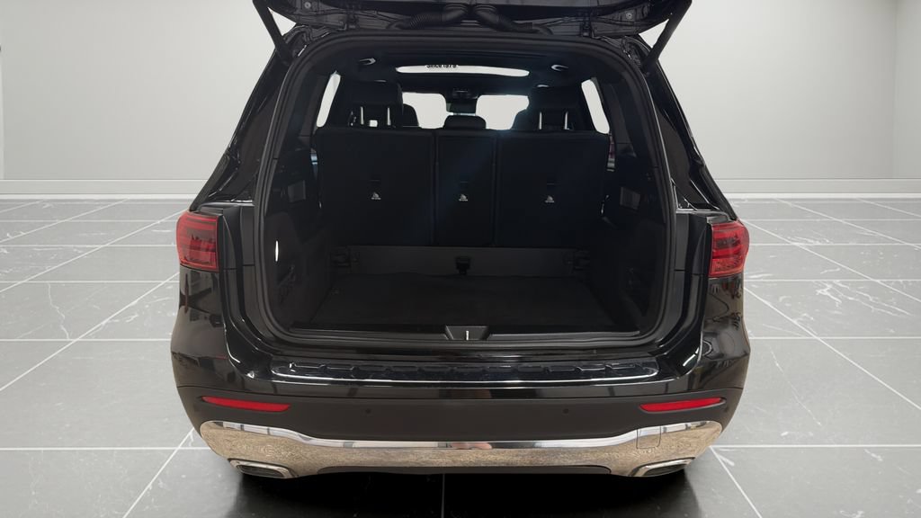 Used 2025 Mercedes-Benz GLB 250 4MATIC image 15